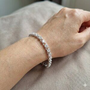 Vintage Avon Jeweltone Clear Crystal Tennis Bracelet - Silver Tone